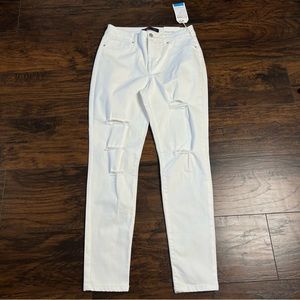 NWT Ci Sono Womens White Denim Distressed Jeans